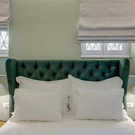 Amare Boutique Suites Ermoupoli Bagian luar foto