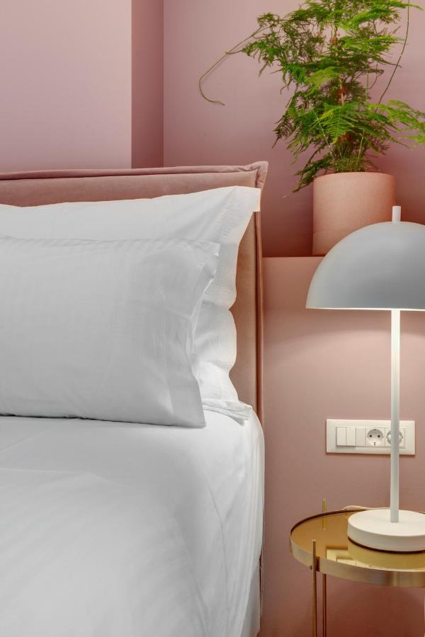 Amare Boutique Suites Ermoupoli Bagian luar foto