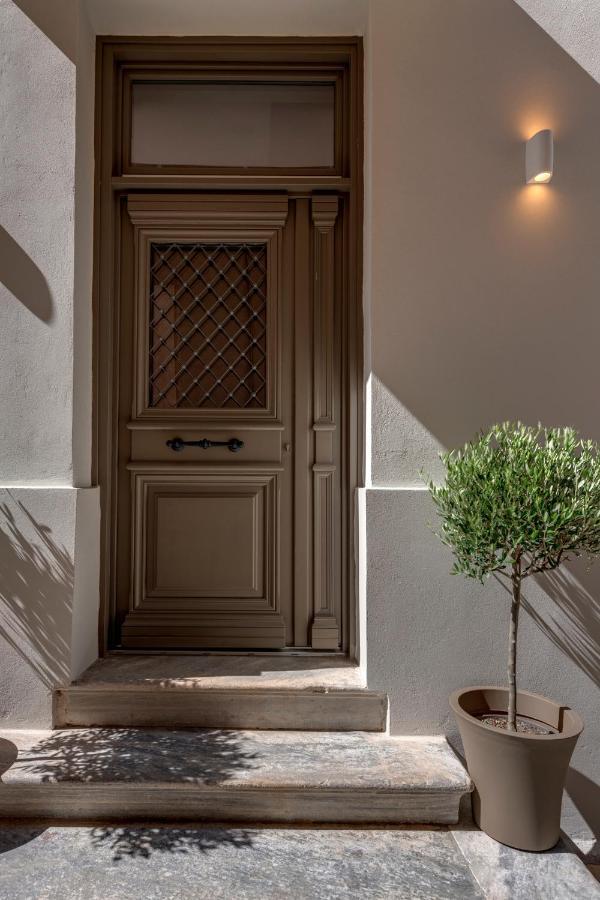 Amare Boutique Suites Ermoupoli Bagian luar foto